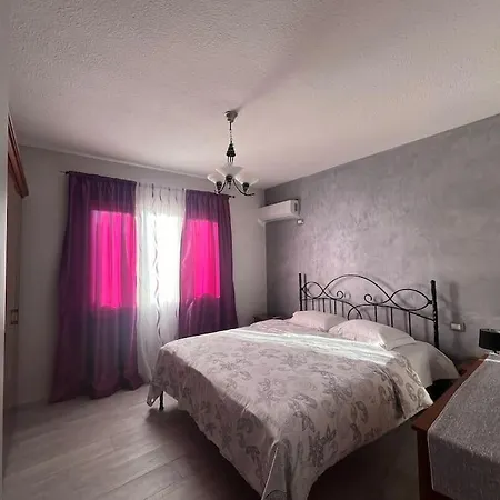 Great Apartament Near & Blloku Area Tirana