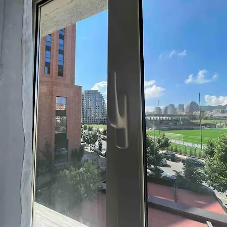 Great Apartament Near & Blloku Area Apartment Tirana